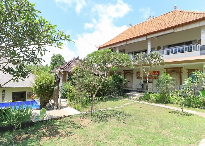 Chez Nyoman 2*