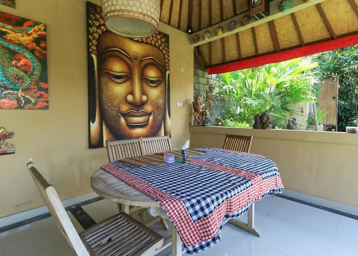 Chez Nyoman 2*